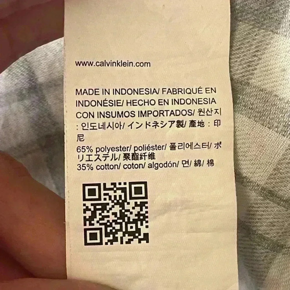 Calvin Klein button up - Picture 5 of 5